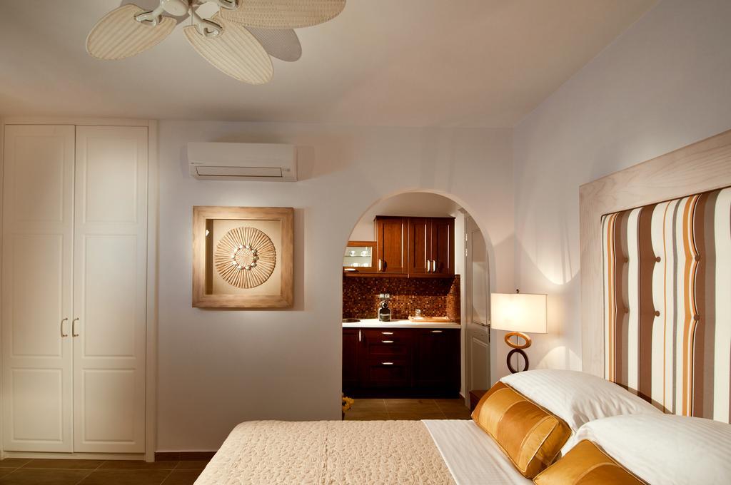 Miland Suites Adamantas  ภายนอก รูปภาพ